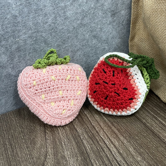 【手編みキット】Fruits Charm(フルーツチャーム)|いちご&スイカ 2点セット|バッグチャーム&ペットボトルホルダーの2way仕様|編み図・動画付き