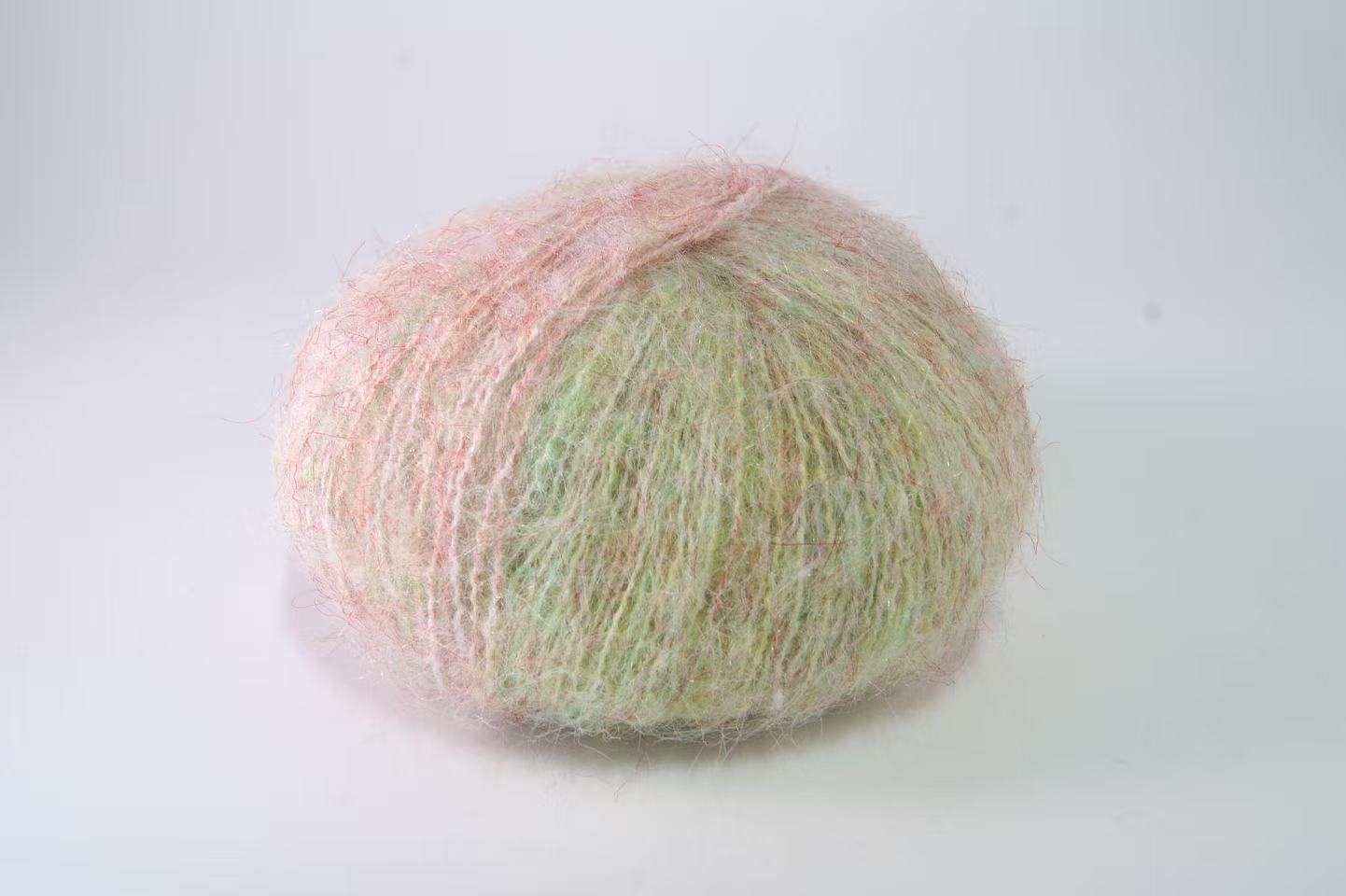 森シリーズ 油絵のようなグラデーション モヘア糸 50g ふんわり軽くてあたたかい アルパカ25%配合 棒針4–6号・かぎ針6/0–8/0号