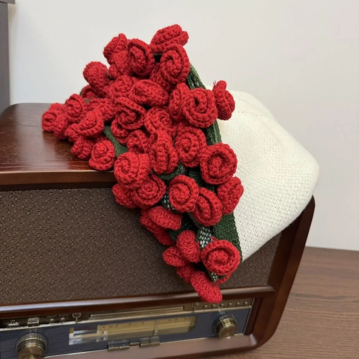 【完成品】花束ブランケット完成品|全3色・直径80cm・編む手間なし|プレゼントやギフトに最適(恋人・友達・誕生日)