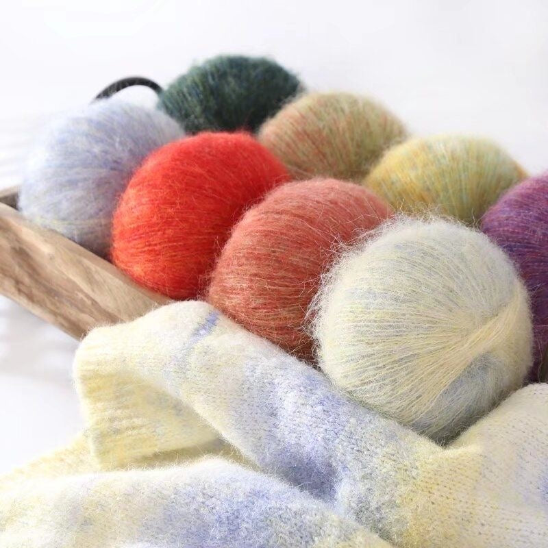 森シリーズ 油絵のようなグラデーション モヘア糸 50g ふんわり軽くてあたたかい アルパカ25%配合 棒針4–6号・かぎ針6/0–8/0号