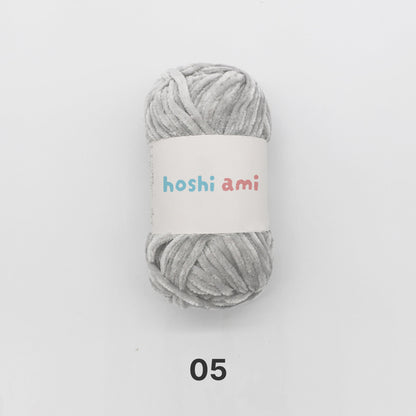 Moco Velvet Yarn（モコベルベットヤーン）100g｜シェニール・モールヤーン｜ベルベットのような艶感の毛糸｜秋冬小物・あみぐるみに｜全50色