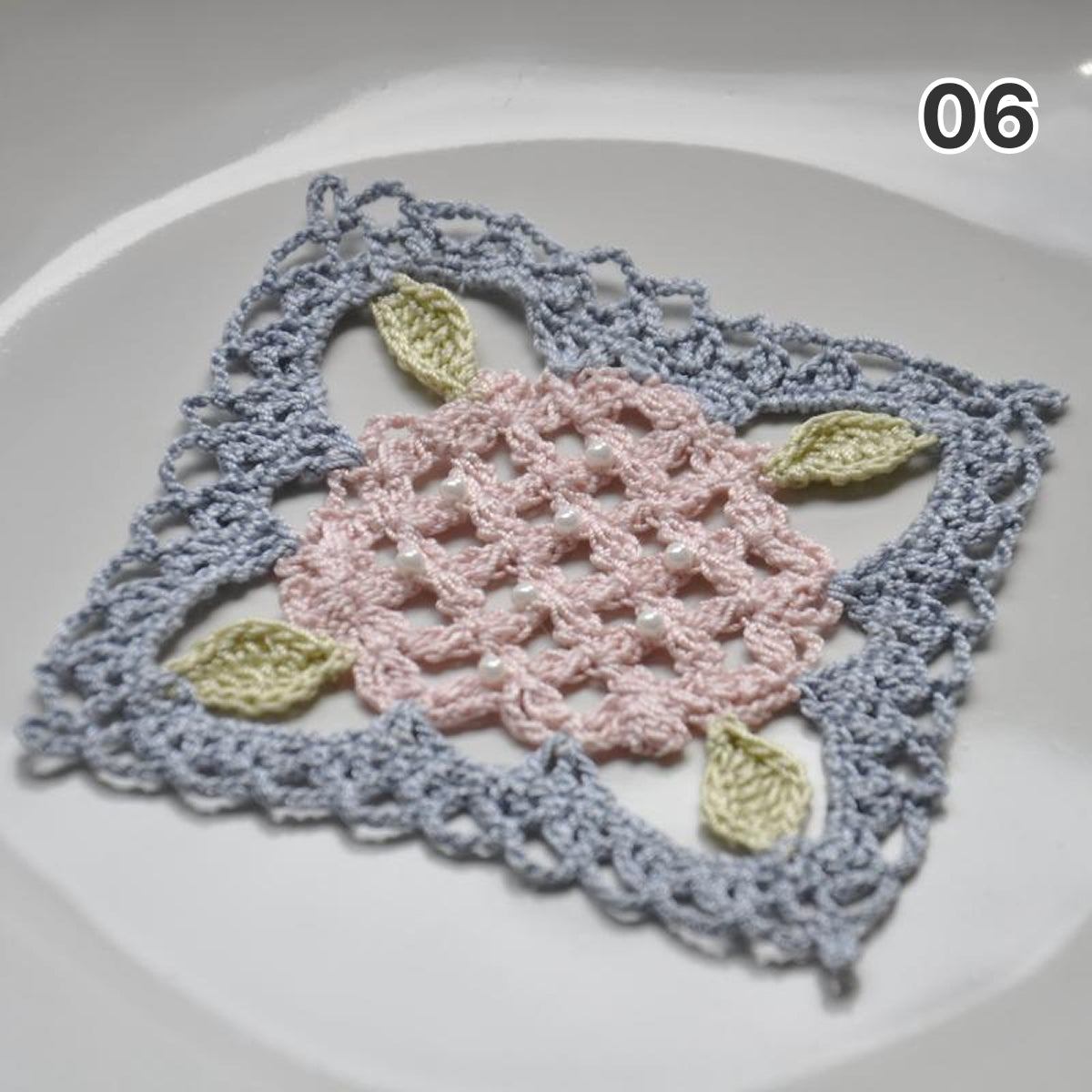 【手編みキット】Ajisai Cardigan（紫陽花カーディガン）｜紫陽花モチーフのかぎ針編み｜透かし編み×フリル｜レトロ・大人可愛い｜全7色・4サイズ｜編み図・動画付き