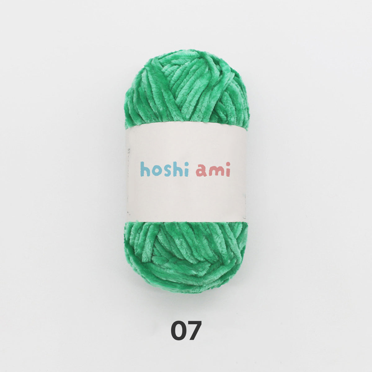 Moco Velvet Yarn（モコベルベットヤーン）100g｜シェニール・モールヤーン｜ベルベットのような艶感の毛糸｜秋冬小物・あみぐるみに｜全50色