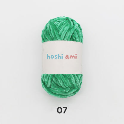 Moco Velvet Yarn（モコベルベットヤーン）100g｜シェニール・モールヤーン｜ベルベットのような艶感の毛糸｜秋冬小物・あみぐるみに｜全50色