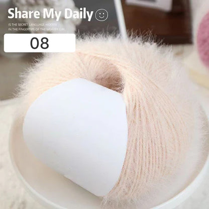 Snow Fur Yarn（スノーファーヤーン）100g｜雪のようなふわふわ感｜全27色 単色ファー毛糸｜マフラー・帽子・スヌード・編みぐるみ向け｜全27色