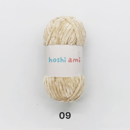 Moco Velvet Yarn（モコベルベットヤーン）100g｜シェニール・モールヤーン｜ベルベットのような艶感の毛糸｜秋冬小物・あみぐるみに｜全50色