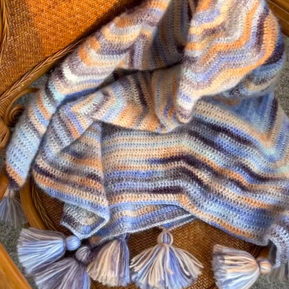 雲シリーズ　雲のように美しい段染め シルクモヘア 50g 防縮ウール配合