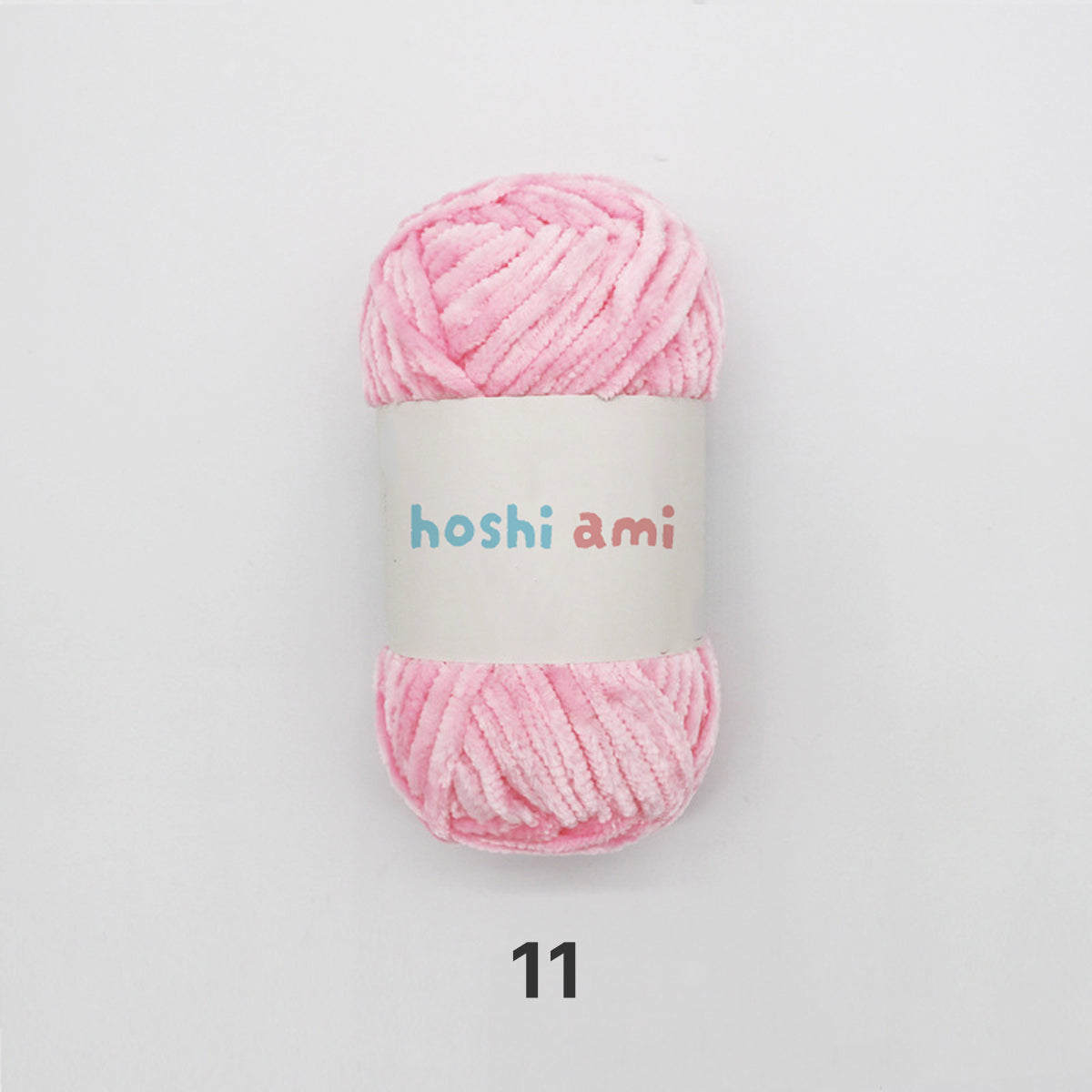 Moco Velvet Yarn（モコベルベットヤーン）100g｜シェニール・モールヤーン｜ベルベットのような艶感の毛糸｜秋冬小物・あみぐるみに｜全50色