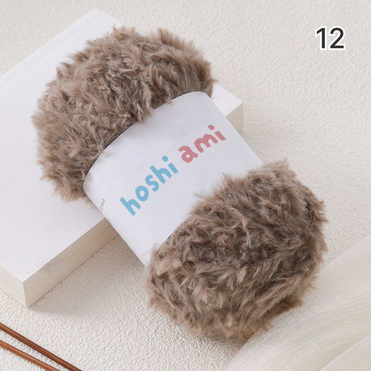 極太フェイクファーヤーン100g大玉｜もこもこ エコファー｜星ポンチョ　マフラー・バッグ・ラグ作りに