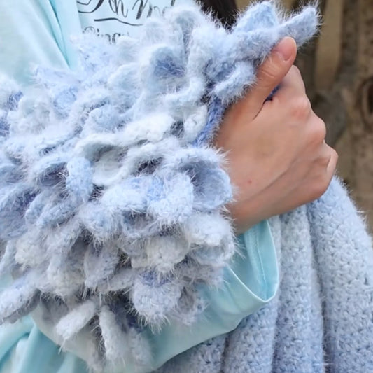 【手編みキット】海棠（カイドウ）ブランケット｜花モチーフ｜ブルーグラデーション｜ギフトにも｜初心者さんOK｜動画＋電子版編み図付き