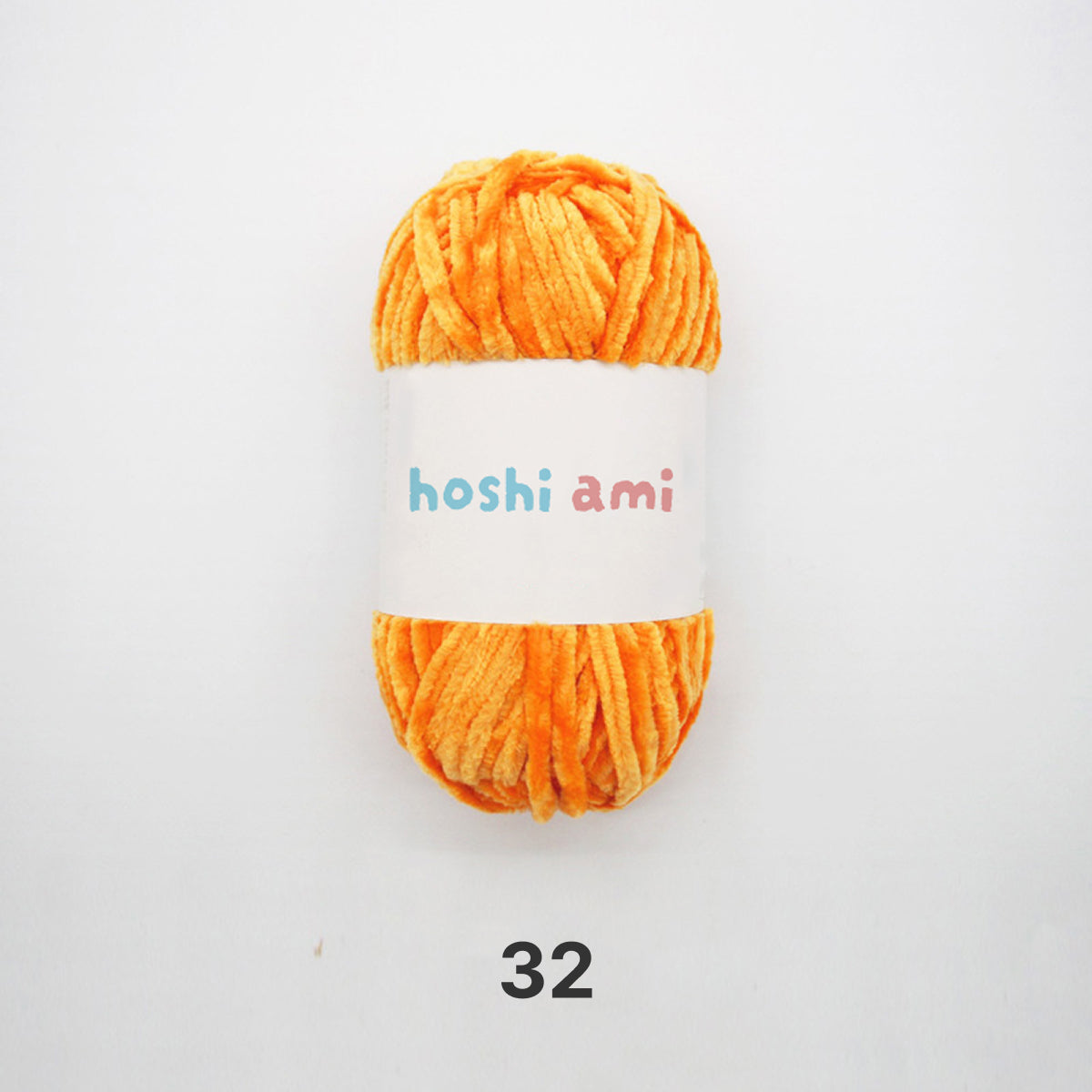 Moco Velvet Yarn（モコベルベットヤーン）100g｜シェニール・モールヤーン｜ベルベットのような艶感の毛糸｜秋冬小物・あみぐるみに｜全50色