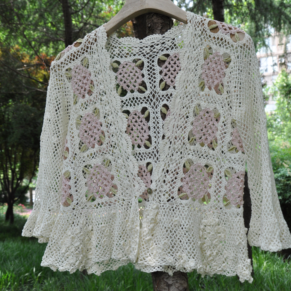 【手編みキット】Ajisai Cardigan（紫陽花カーディガン）｜紫陽花モチーフのかぎ針編み｜透かし編み×フリル｜レトロ・大人可愛い｜全7色・4サイズ｜編み図・動画付き