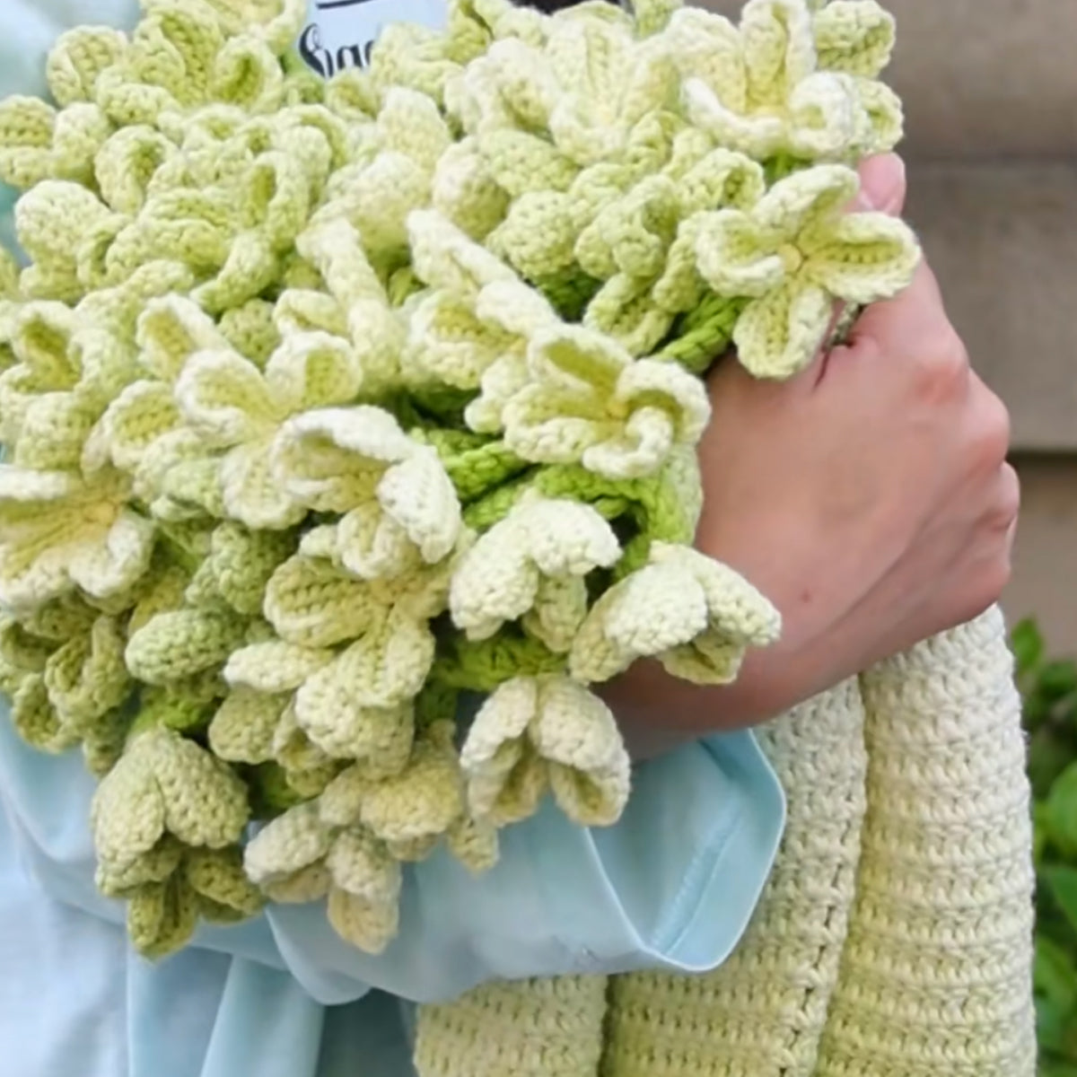 【手編みキット】紫陽花（あじさい）ブランケット｜家族の絆をイメージした花モチーフ｜コットン混で春夏におすすめ｜母の日・長寿祝いのギフトに｜初心者さんOK｜動画＋電子版編み図付き