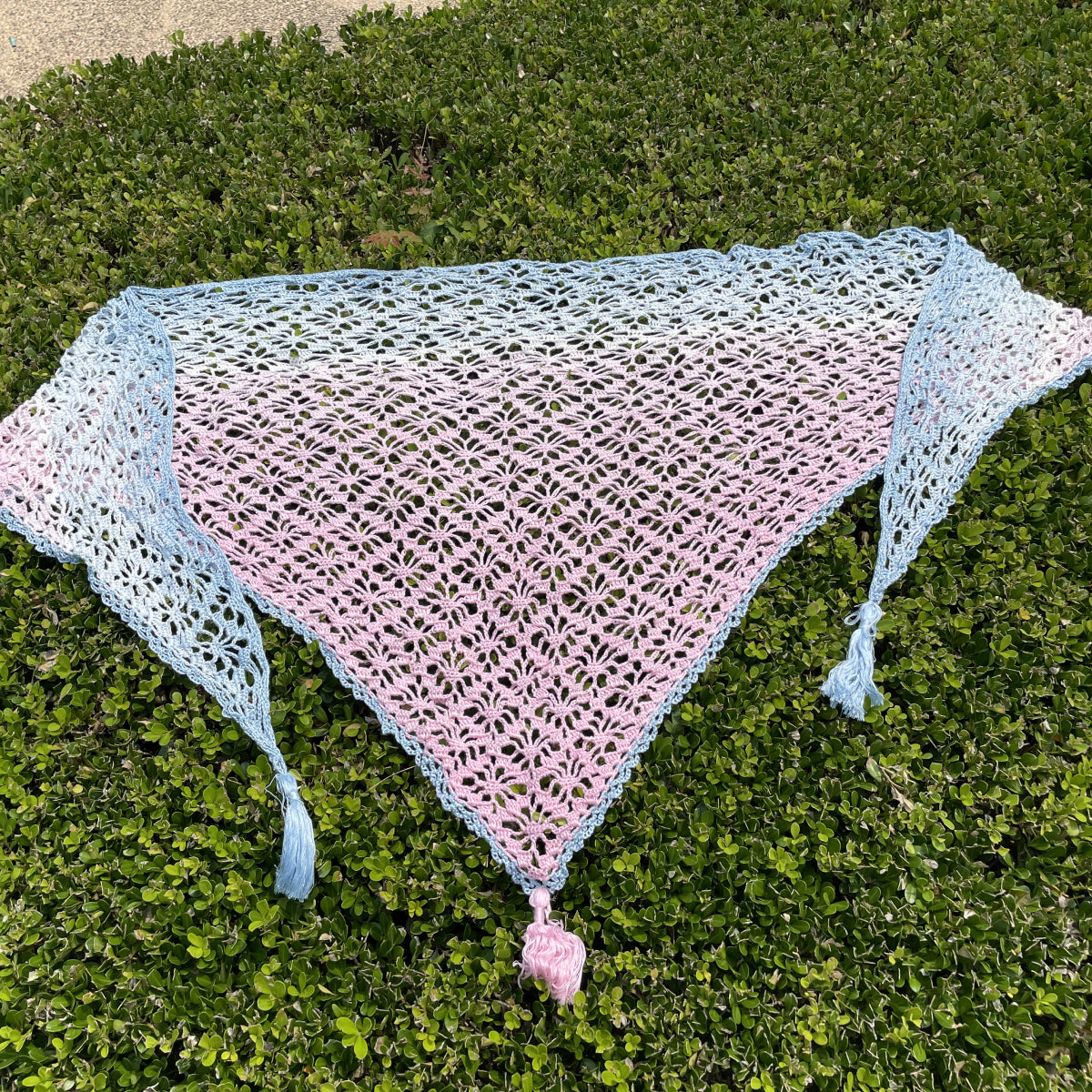 手編みキット】ジョイフル花火ショール｜Joyful Cake Yarn 1玉で編む