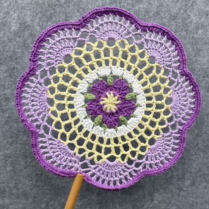 【手編みキット】Ami Uchiwa（あみうちわ）｜桜シリーズ｜毛糸で作る桜の編みうちわ｜花びら型フレーム付き｜繊細なレース編み｜編み図＋編み動画付き