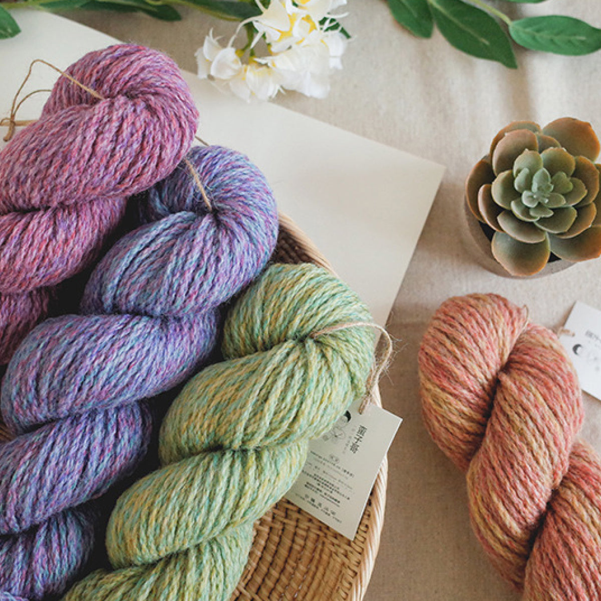 【ウール100%】Suisai Wool（水彩ウール）50g｜水彩画のような多彩な段染め｜マフラー・ショール・ウェアに｜全8色