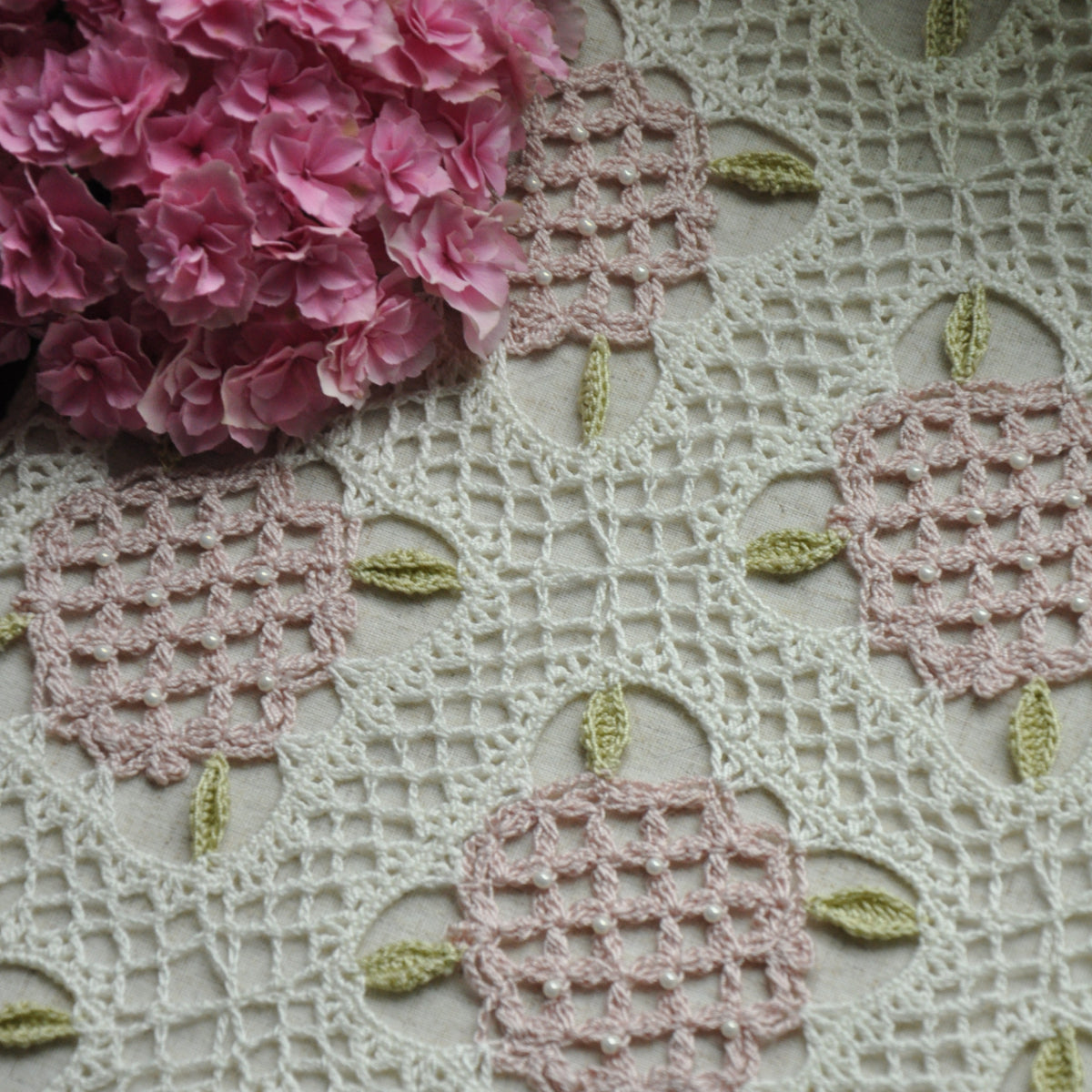 【手編みキット】Ajisai Cardigan（紫陽花カーディガン）｜紫陽花モチーフのかぎ針編み｜透かし編み×フリル｜レトロ・大人可愛い｜全7色・4サイズ｜編み図・動画付き