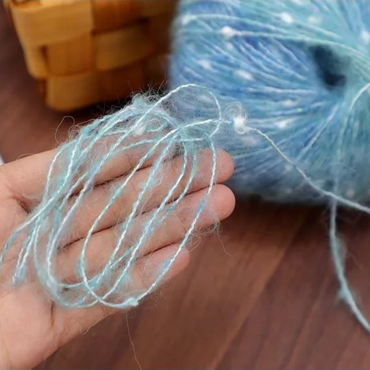 Milky Way Mohair（ミルキーウェイ・モヘア）50g｜美しい段染め｜ふわふわのウール・モヘア混｜マフラー作りに｜全18色