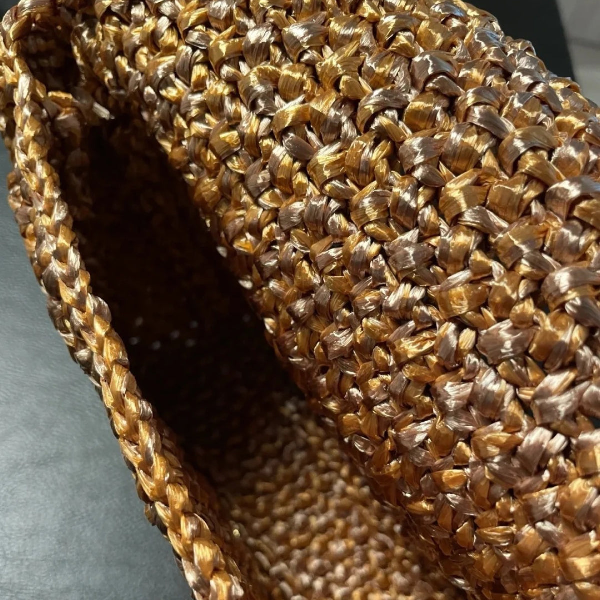 【手にやさしい】ラフィア風 スムースヤーン 250m｜コットンリンター由来の再生繊維｜スルスル編める夏糸｜麦わら帽子 かごバッグ