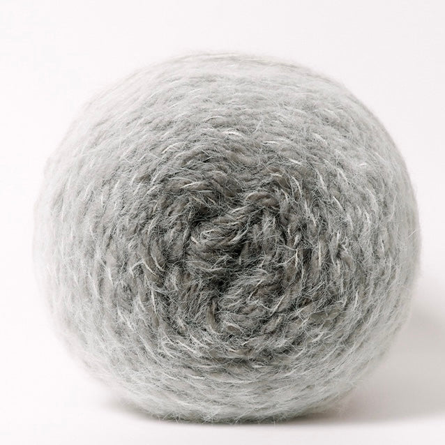 【手編みキット】花束巾着バッグ｜ロングファーヤーンで編むグラデーション｜パールストラップ＆動画付き　