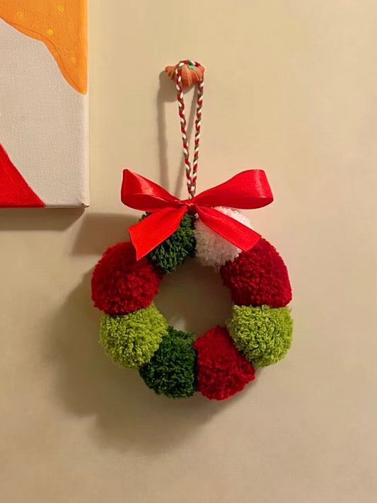 【毛糸キット】クリスマスリース材料セット｜ふわもこポンポン・ワイヤーリース・飾り付き｜初心者OK 図文レシピ付き ハンドメイド　手作りクリスマス飾り