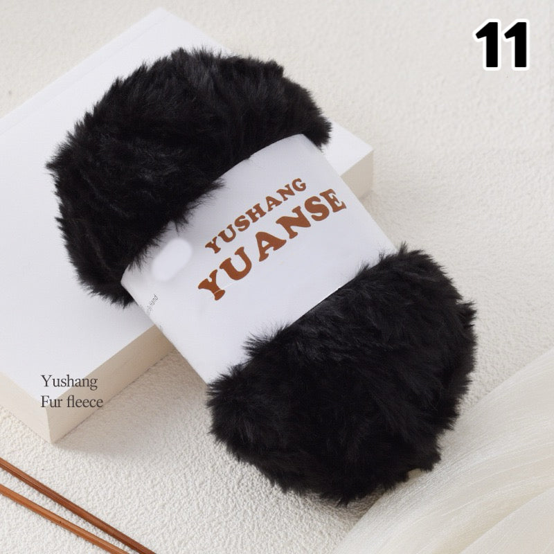 【100g大玉】極太フェイクファー毛糸｜もこもこボリューム｜星ポンチョ　マフラー・バッグ・ラグ作りに