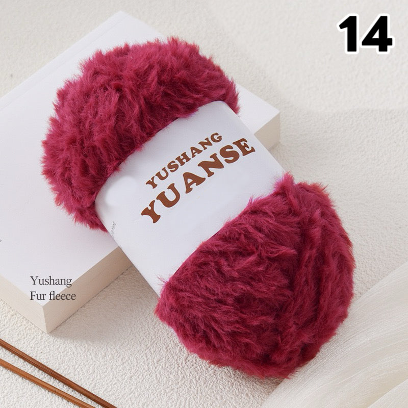 【100g大玉】極太フェイクファー毛糸｜もこもこボリューム｜星ポンチョ　マフラー・バッグ・ラグ作りに