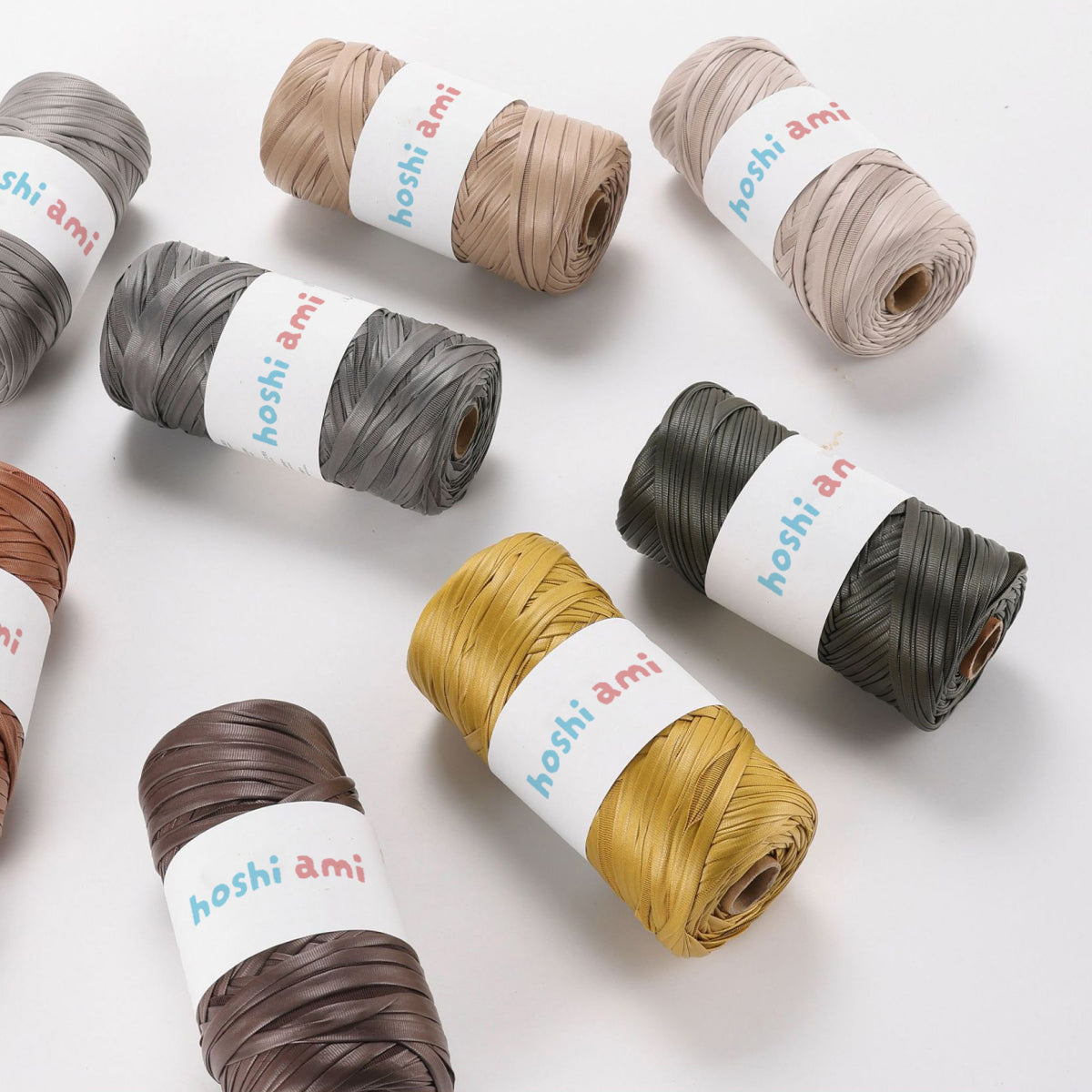 Miyabi Leather Yarn（ミヤビ レザーヤーン）｜レザー調｜上質で高級感