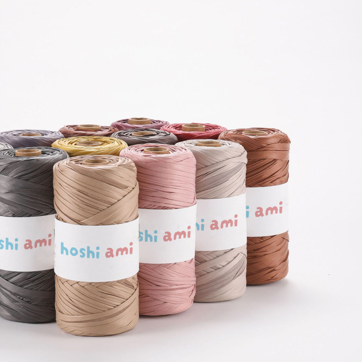 Miyabi Leather Yarn（ミヤビ レザーヤーン）｜レザー調｜上質で高級感