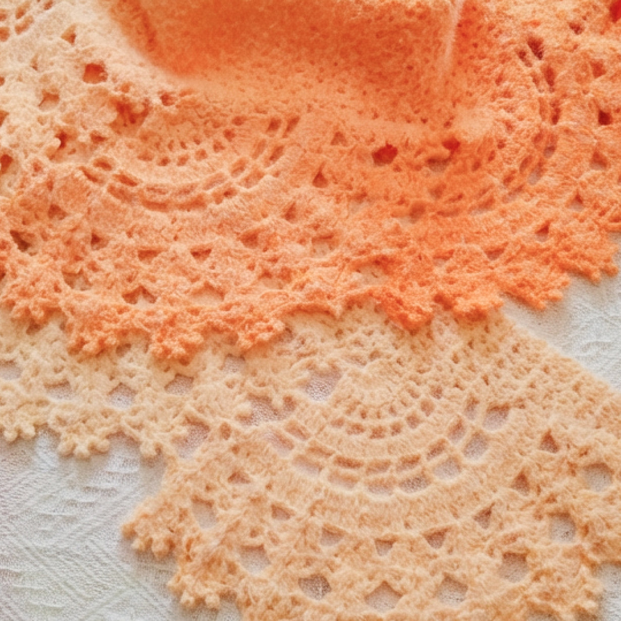 【手編みキット】桜リップルショール｜春風にゆれる、美しいグラデーション｜サッと羽織れる｜段染｜編み図付き